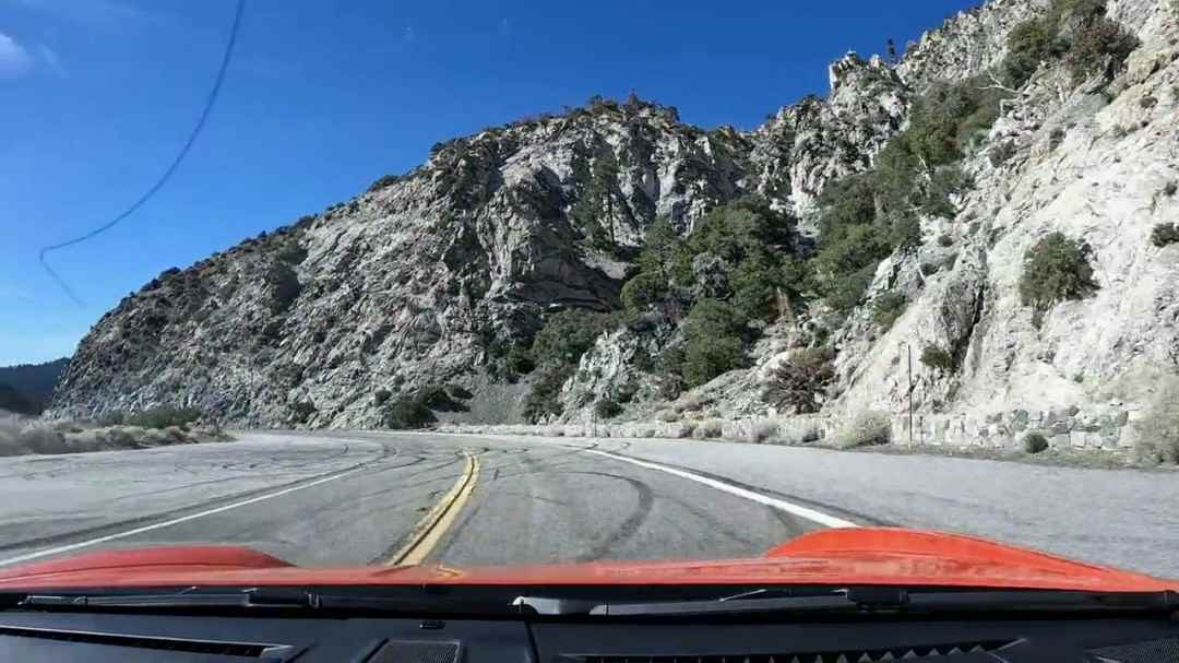 洛杉矶“死亡隧道”!网友开车还原Vince死亡时刻(图15) 洛杉矶“死亡隧道”!网友开车还原Vince死亡时刻